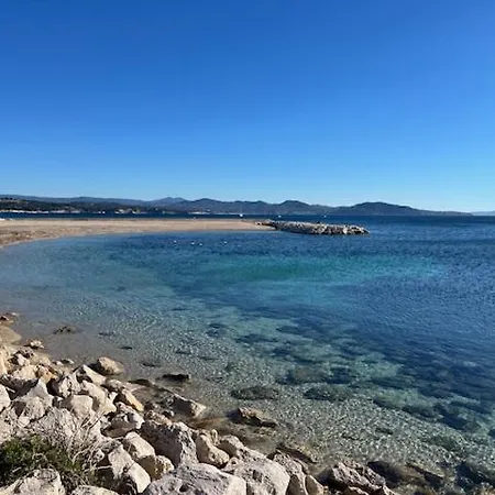 Les 3 Lumières 8-10 Personnes, Clim, Piscine à Proximité Des Plages * La Ciotat