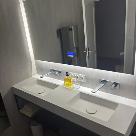 Villa Les 3 Lumières 8-10 Personnes, Clim, Piscine à Proximité Des Plages